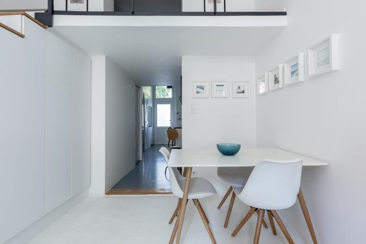 Black And White Apartment Budapest Luaran gambar